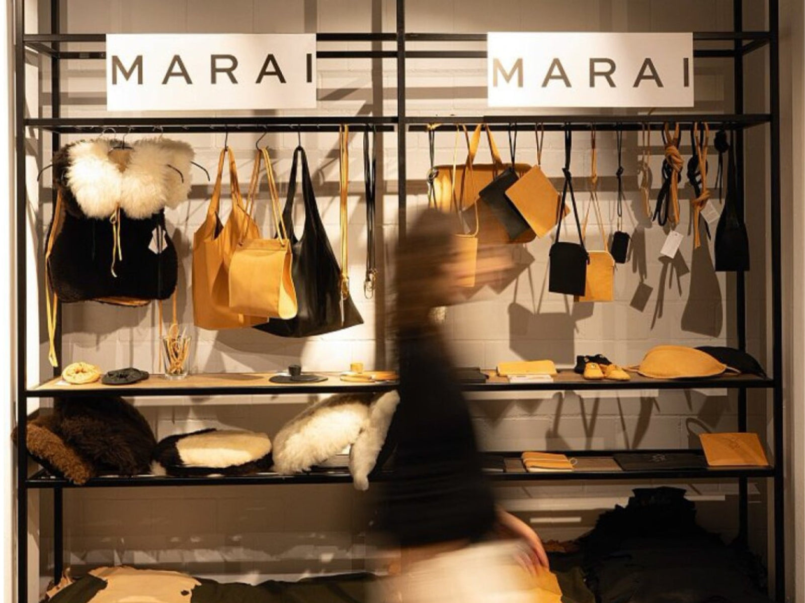 neuenschwander fellshop ledertaschen und accessoires aus leder der marke marai