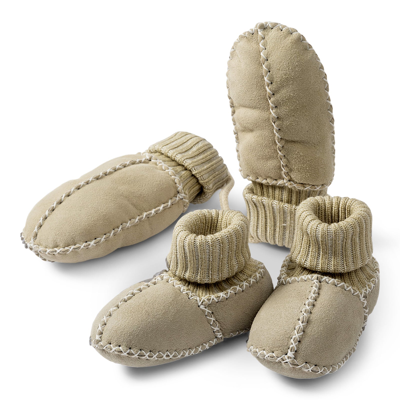 Neuenschwander Lammfell Finken Schühchen Handschuhe Strickbund beige Set Vorderansicht